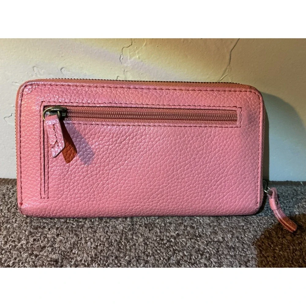 Fossil Pebbled Leather Wallet Coral NEW WITH TAHS Full Brass Zip Closure